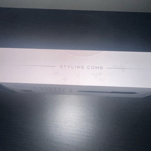 NOA Invent Styling Comb - Picture 4 of 8